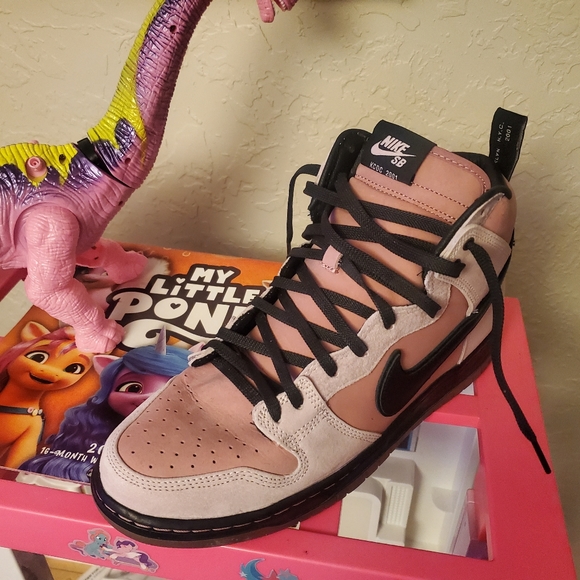 Rare Nike Dunk SB "KCDC" Mens Size 12 and 12.5 - Picture 2 of 3